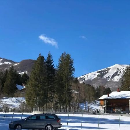 Lh Albergo Il Picchio 佩斯卡塞罗利 外观 照片