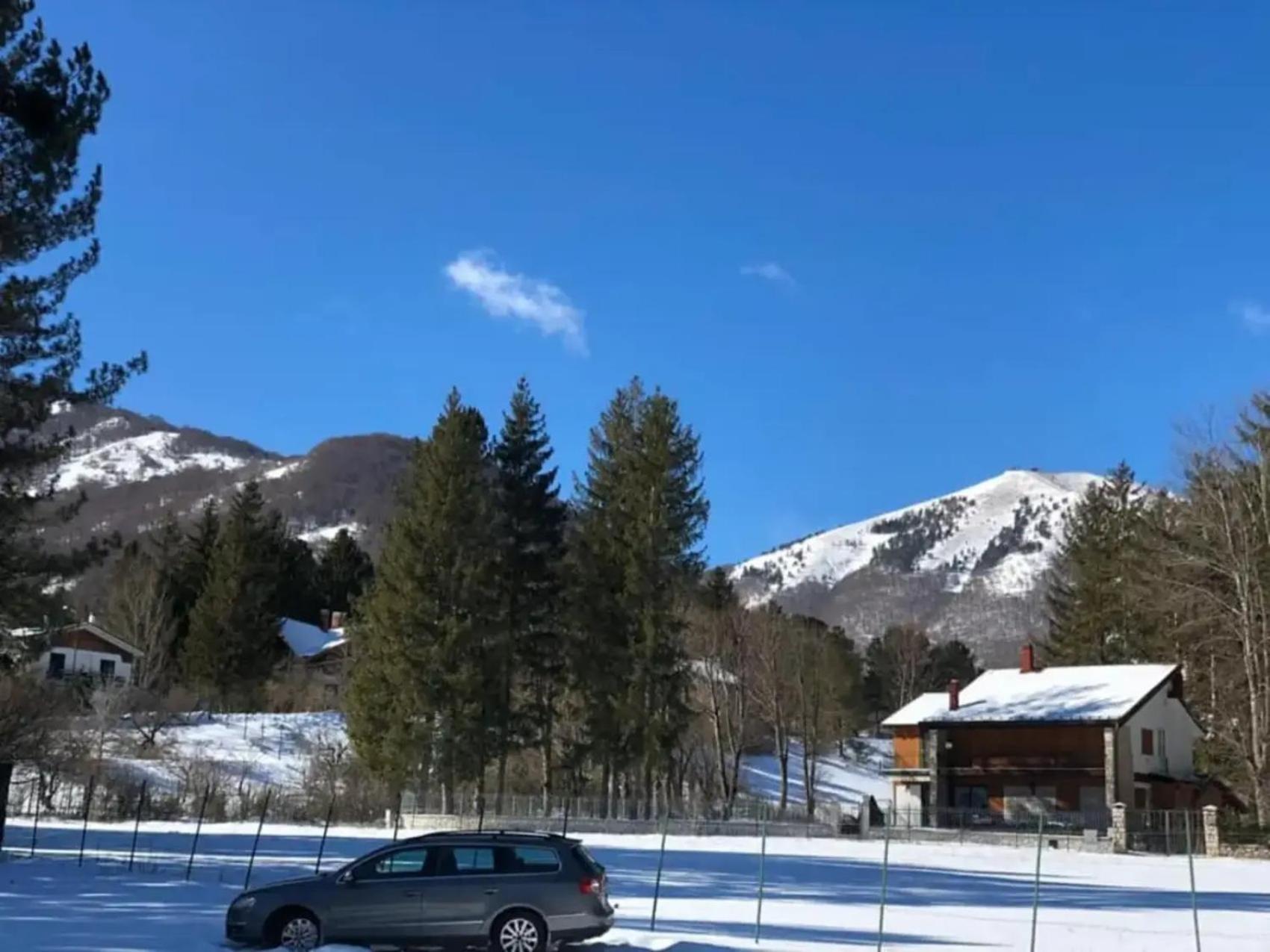Lh Albergo Il Picchio 佩斯卡塞罗利 外观 照片